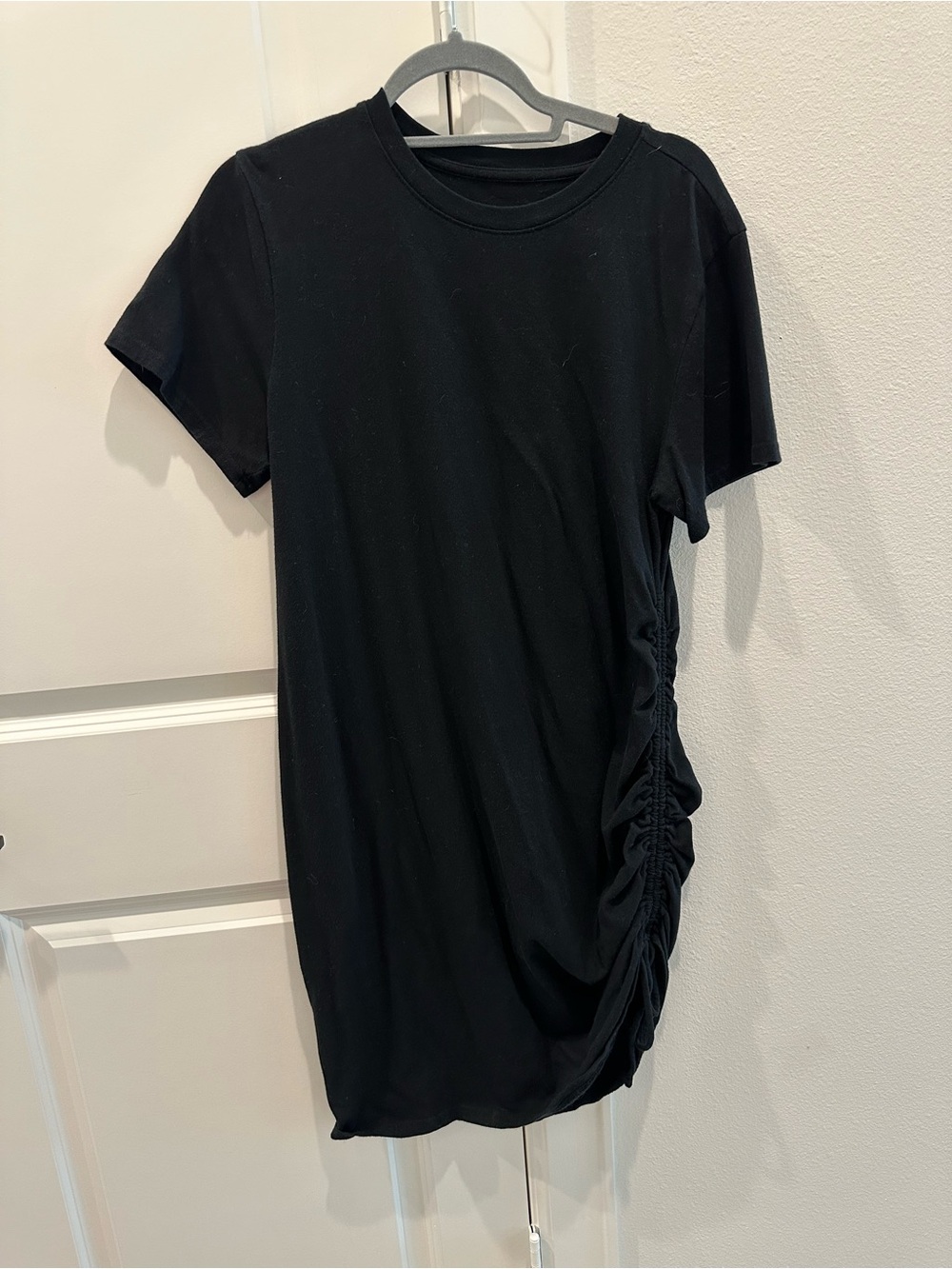 Universal Thread Black Short Sleeve Tee Dress with Side Ruched Detail